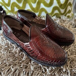 Men's Leather La Sierra Mexican Huarache Closed Toe Shoes Woven Size 27 / 9 NEW